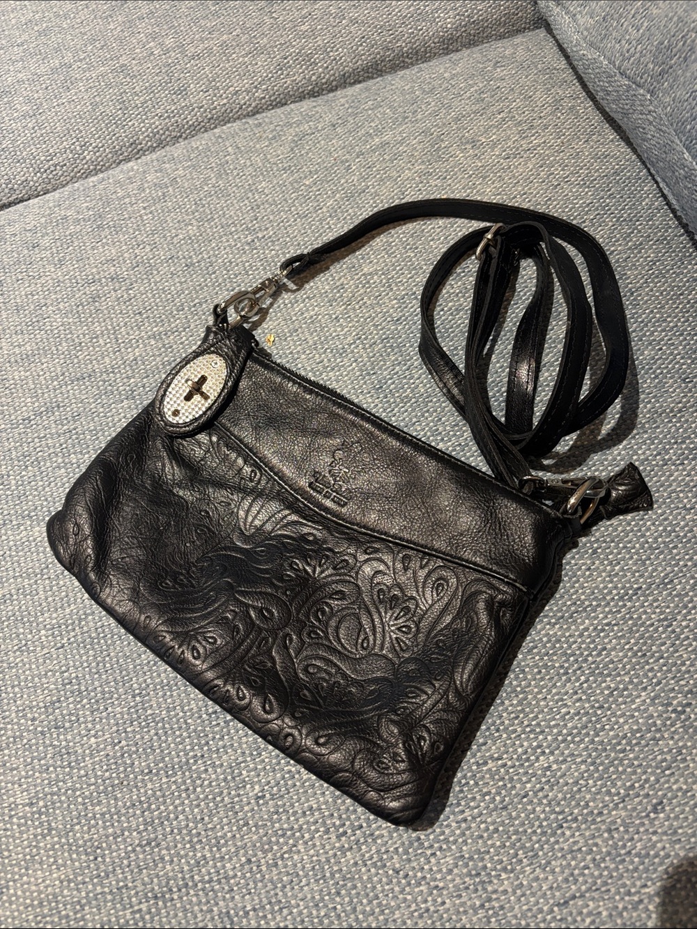 Vera Pelle black Italian leather hand tooled crossbody bag